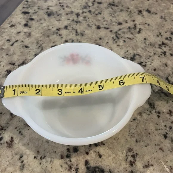 Vintage Pyrex Fire-King Primrose 1 Pint Casserole Dish - Picture 5 of 5